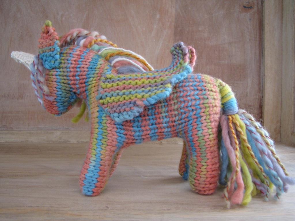 knitted unicorn pattern